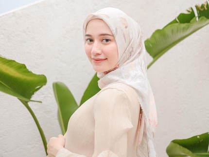 Kisah Mega Iskanti, Dahulu Selebgram Kini Jadi Pebisnis Busana Muslim