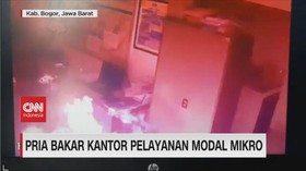 VIDEO: Pria Bakar Kantor Pelayanan Modal Mikro