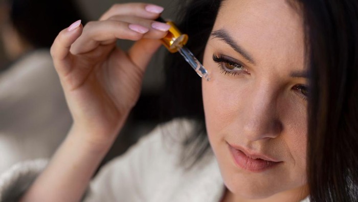 4 Rekomendasi Serum dengan Kandungan Peptide, Dipercaya dapat Mencegah Penuaan Dini