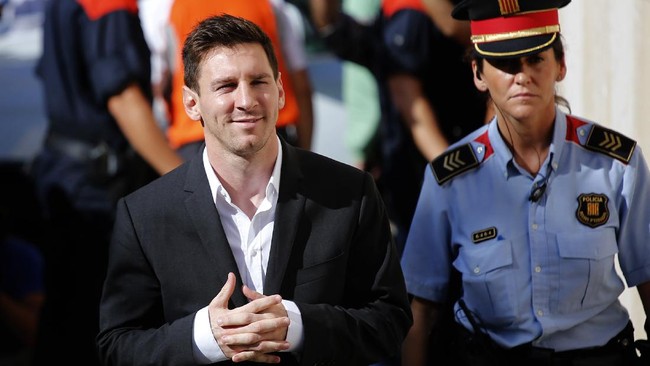 Perekrutan Lionel Messi membuat PSG menjadi klub olahraga dengan tagihan upah tertinggi di dunia dengan total tagihan £ 256 juta per tahun.