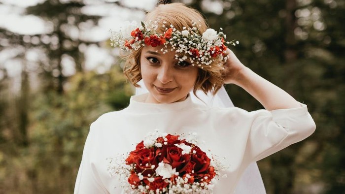 9 Inspirasi Bridal Hair Do Untuk Rambut Pendek, Siap Anggun di Hari Pernikahan