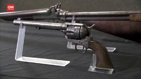 VIDEO: Pistol Untuk Bunuh Billy The Kid Dilelang hingga Rp43M