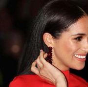 5 Desainer yang Menjadi Favorit Meghan Markle