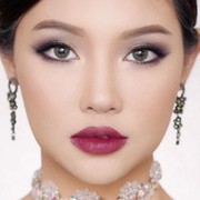 Mencoba Keluar Dari Zona Nyaman dengan Rekomendasi Lipstik Warna Maroon