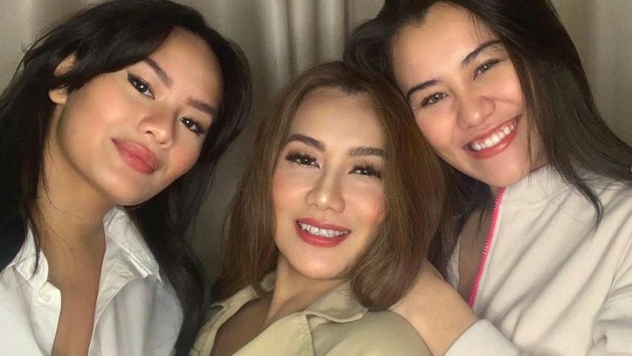 Penampilan Reza Artamevia usai bebas
