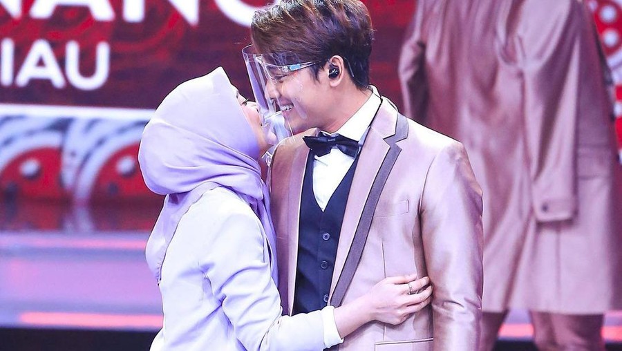 Rizky Billar dan Lesti Kejora
