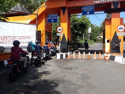 Kelabuhi Satgas, Wisatawan Berbondong-bondong ke Gunungkidul Saat Sore