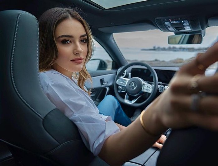 Lebih dari sekadar memiliki wajah yang cantik, Zehra juga memiliki segudang prestasi baik di level liga nasional maupun mewakili negaranya di berbagai kompetisi dunia (instagram.com/zehragns18)