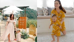 img-title Shandy Aulia dan Baby Claire Pakai Outfit Kembaran, Lucu & Kompak!
