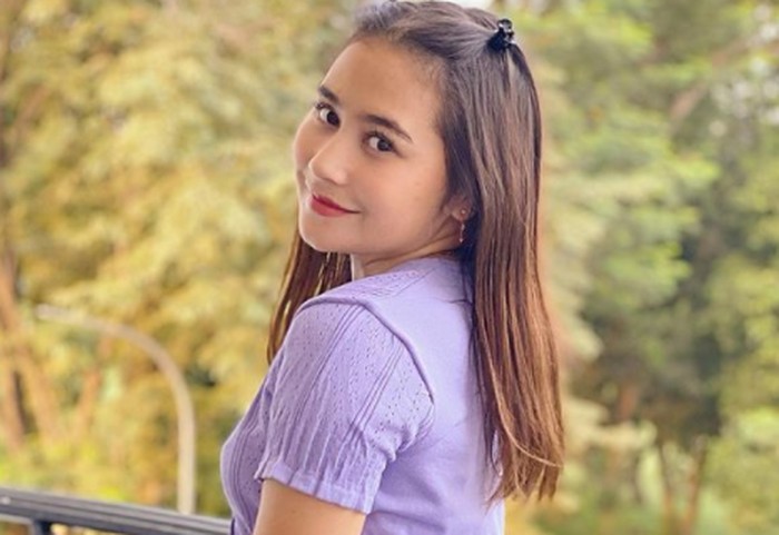 Terjun di dunia hiburan sejak masih kecil hingga jadi salah satu aktris terbaik di Indonesia, Prilly Latuconsina ternyata memiliki darah Maluku dari sang ayah. (Foto: instagram.com/prillylatuconsina96)