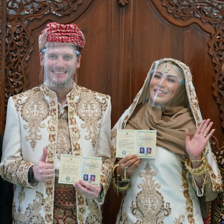 <p>Sebelumnya, Cinta dan Taha Gookhan Arikan menikah dan mulai membangun rumah tangga pada Maret 2020 lalu.  (Foto: Instagram @princess_cinta_penelope)</p>