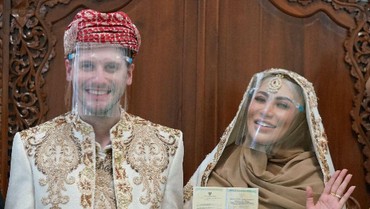 Sempat Gagal Nikah 4 Kali, Cinta Penelope Kini Gugat Cerai Suami Bule Turki