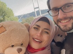 3 Tahun Menikah, Cinta Penelope Gugat Cerai Suaminya Bule Asal Turki