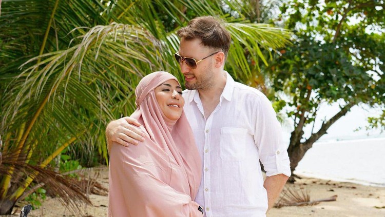 Cinta Penelope Cinta Penelope