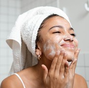 Jangan Putus Semangat Saat Isoman, 7 Ide Perawatan Wajah dan Tubuh Ini Bisa Kamu Coba untuk Hilangkan Rasa Bosan