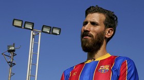 FOTO: Islam Battah, 'Kembaran' Lionel Messi dari Mesir