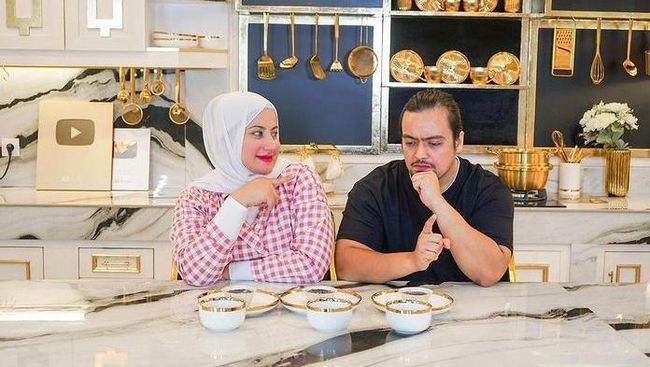 7 Potret Rumah YouTuber Tasyi Kembaran Tasya Farasya, Ada Kulkas