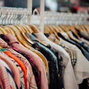 Ini Manfaat Membeli Preloved dan Cara Agar Kamu Menemukan 'Harta Karun' Saat Berbelanja