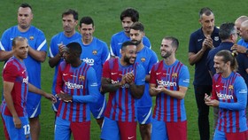 Messi Pergi, 3 Pemain Barcelona Diejek Fan Lawan Juventus