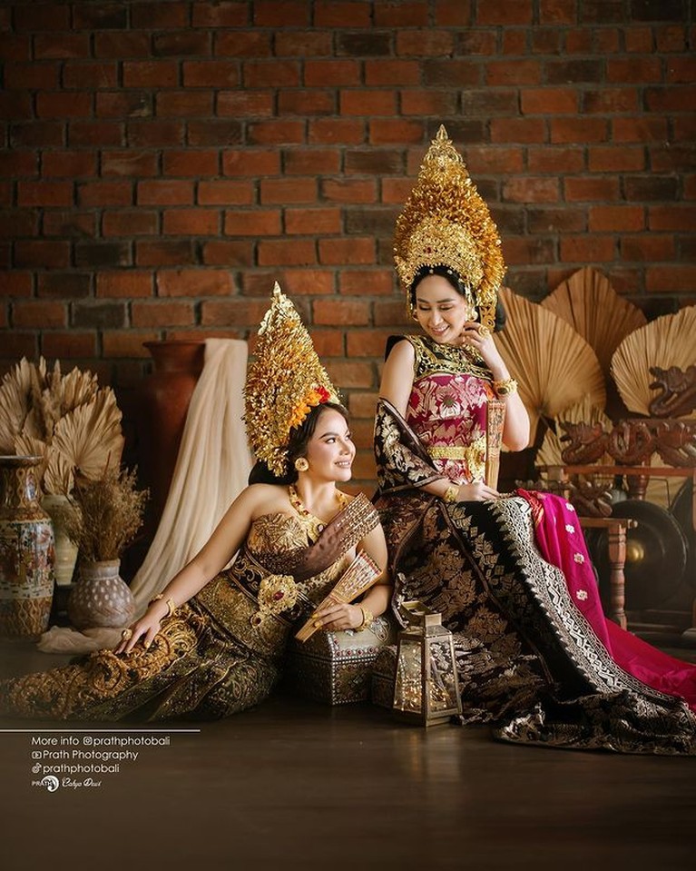 Usai Heboh Berbikini, Dinar Candy Tampil Anggun Pakai Baju Adat Bali Usai Heboh Berbikini, Dinar Candy Tampil Anggun Pakai Baju Adat Bali
