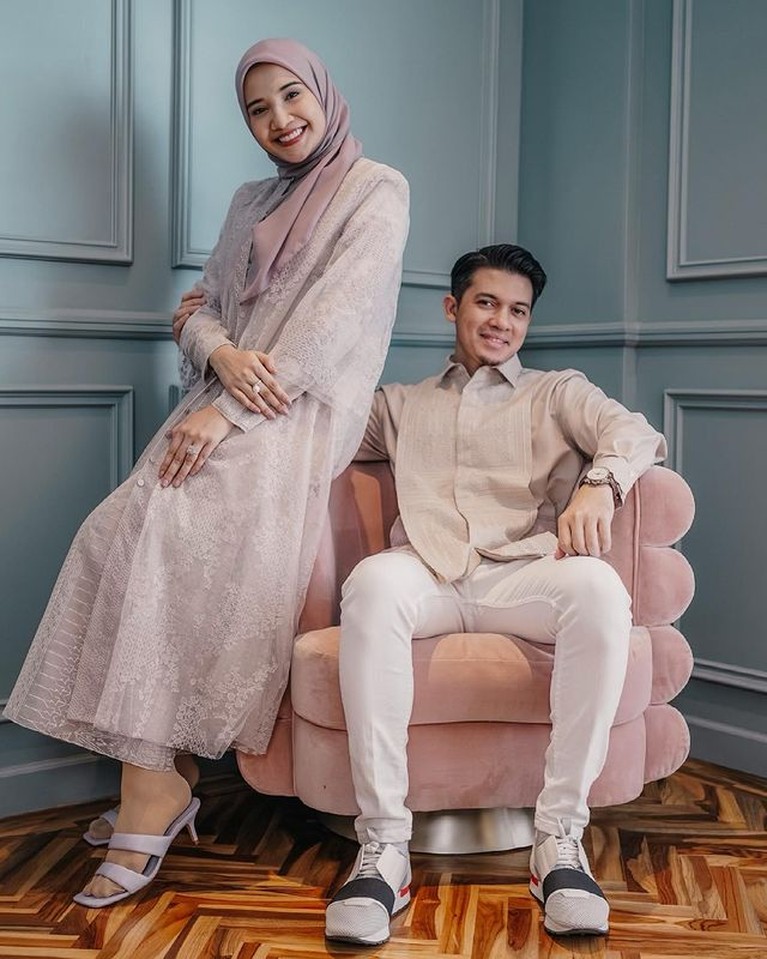 Gaya Baby Boss Ukkasya Pakai Kacamata Hitam Gaya Baby Boss Ukkasya Pakai Kacamata Hitam
