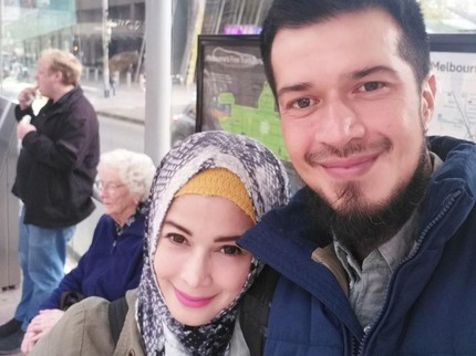 Jarang Terekspose, Intip 7 Potret Mesra Jihan Fahira dan Primus Yustisio