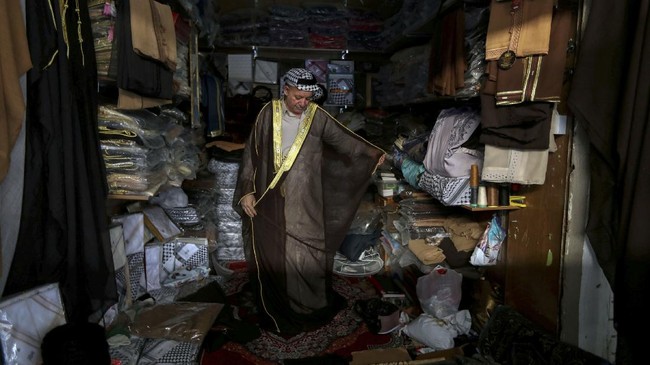FOTO: Di Balik Pembuatan Baju Abaya Najaf khas Irak