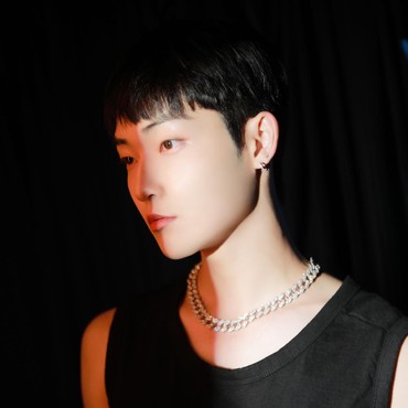 Respons Kevin The Boyz Usai Cicipi Sambal Hijau Khas Indonesia