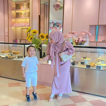 Alvin Faiz & Henny Rahman Menikah, Larissa Chou: Salam Bahagia dari Kami