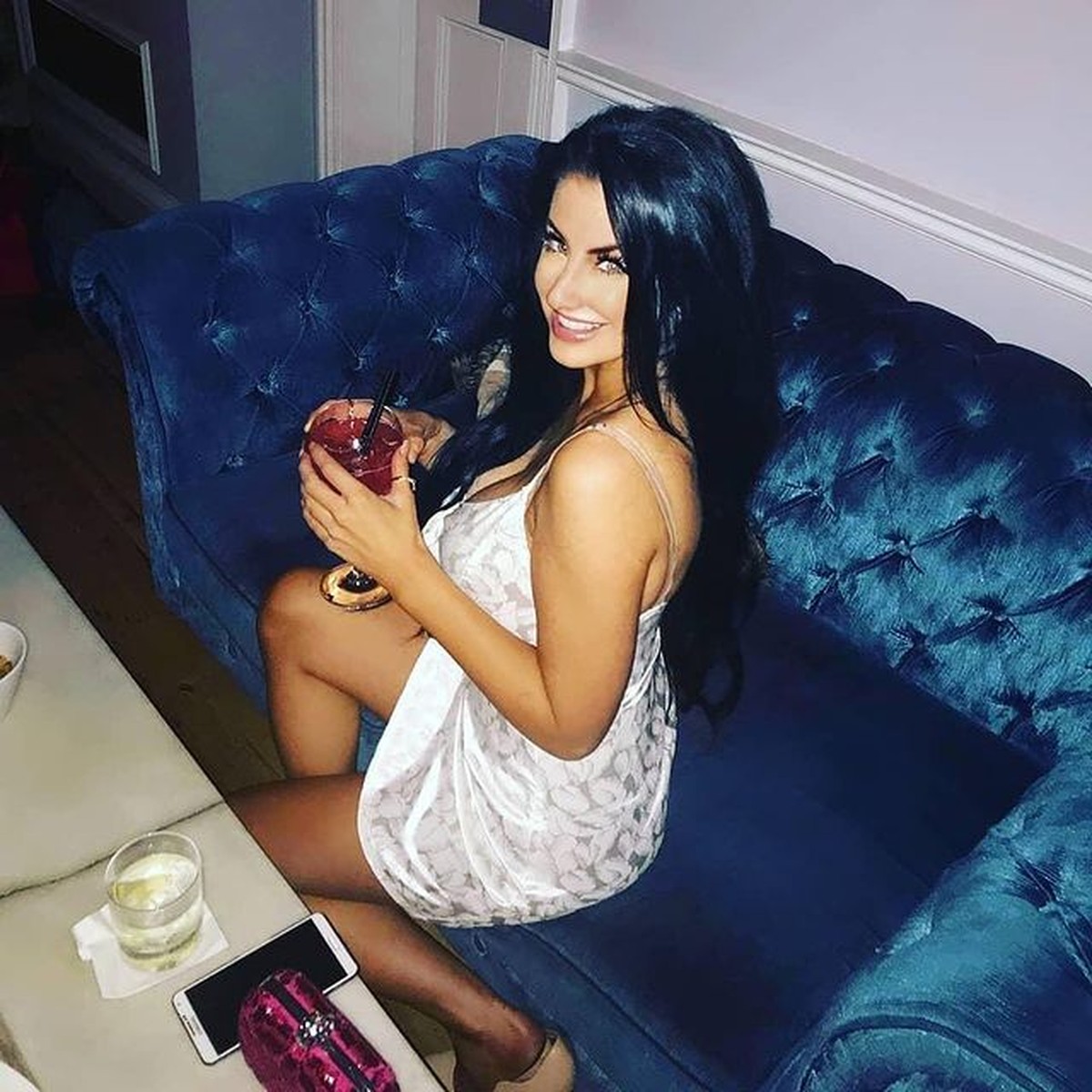 Kerri Parker kini sedang menjadi sorotan usai curhat tentang profesinya sebagai pemeran pengganti adegan seks&period; Yuki intip potretnya&excl;