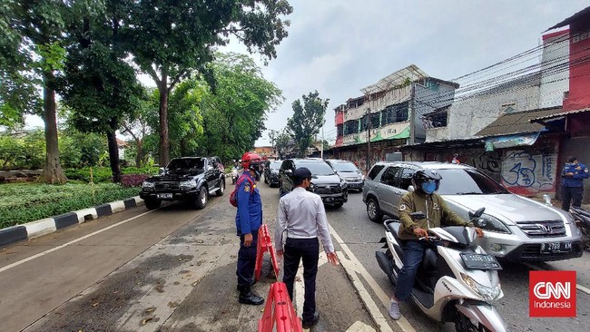 Direktur Lalu Lintas Polda Metro Jaya Kombes Latif Usman menyebut total ada enam tempat wisata yang akan dilakukan rekayasa lalu lintas.