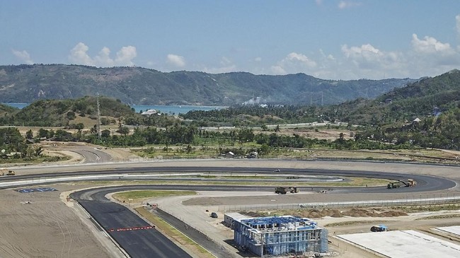 Sirkuit Mandalika yang berada di Lombok, Nusa Tenggara Barat (NTB), berpotensi menggelar balapan Formula 1 selain MotoGP dan World Super Bike (WSBK).