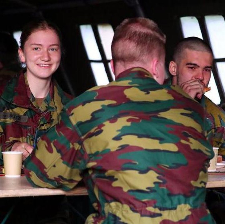 <p>Sang Putri juga menghadiri Yale Young Global Scholars Program di Universitas Yale. Selain pintar di bidang akademik, Putri Elisabeth fasih dengan berbagai bahasa. Mulai bahasa Belanda, Prancis, Jerman, dan Inggris. (Foto: Instagram @belgianroyalpalace)</p>