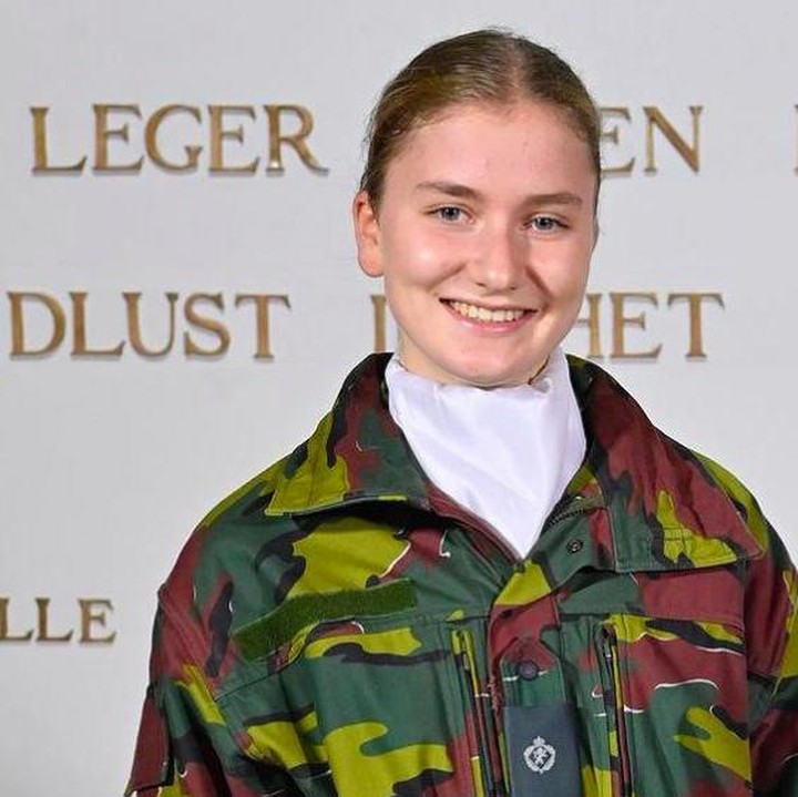 <p>Putri Elisabeth cukup aktif berolahraga. Ia senang dengan ski, tenis, berlayar, dan menyelam. Sang penerus takhta juga senang berkalan-jalan dan bersentuhan dengan alam. Fakta menariknya, jika dia naik takhta seperti yang diharapkan, dia akan menjadi ratu pertama Belgia. (Foto: Instagram @belgianroyalpalace)</p>