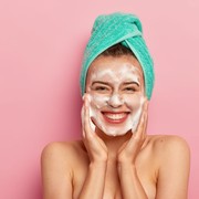 BeauPicks: Rekomendasi Gel Cleanser Lembut yang Cocok untuk Kulit Sensitif dan Berjerawat