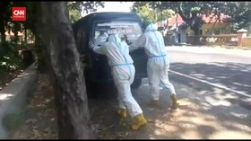 VIDEO: Viral, Mobil Pembawa 6 Jenazah Covid-19 Mogok