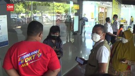 VIDEO: Hari Pertama Mal Buka, Banyak Pengunjung Ditolak Masuk