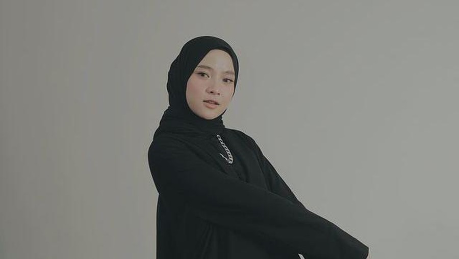 Wajah Berjerawat Nissa Sabyan yang Jadi Sorotan Nissa Sabyan mengunggah penampakan wajahnya yang tak biasa dan terlihat beda. Yuk kita lihat!