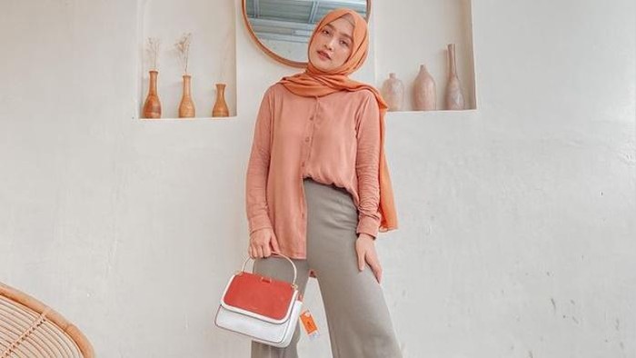 Dora Erlina: Percaya Diri dan Berdaya, Aura Cantik pun Terpancar