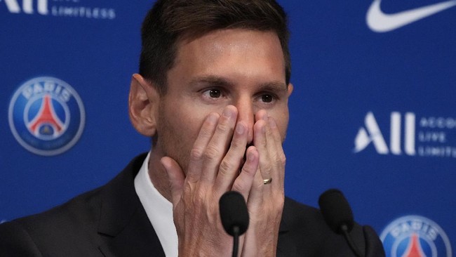 Mantan pemain Barcelona, Cesc Fabregas, menyambut kedatangan Lionel Messi di Liga Prancis dengan menyampaikan fakta pahit.