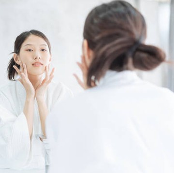 img-title Rawat Kulit Sejak Usia Dini, 4 Produk Night Skincare Routine untuk Remaja Ini Harganya Nggak Sampai Rp20 Ribu