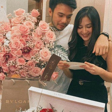 Momen Manis Perayaan Ultah Jessica Mila ke-29 Bareng Pacar & Sahabat