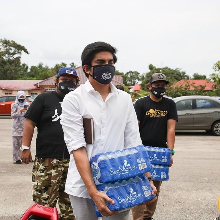 Paras Tampan Eks Menteri Termuda Malaysia Syed Saddiq Nama Syed Saddiq mantan Menpora termuda Malaysia viral karena wajah ganteng namun tersandung kasus korupsi. Yuk lihat potretnya!