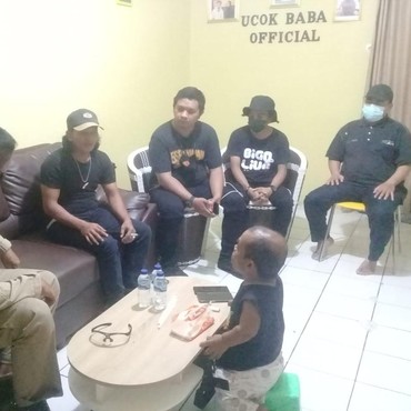 Gercep, Polisi Tangkap Preman Berkedok Ormas yang Palak Kafe Ucok Baba