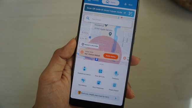 Lama waktu isolasi mandiri bisa diketahui lewat aplikasi PeduliLindungi. Status warna di PeduliLindungi akan otomatis berubah usai melewati masa isoman.