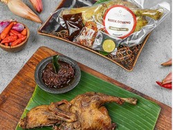 5 Restoran di Jakarta Ini Punya Bebek Goreng Bali Sambal Matah yang Sedap