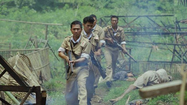 Lukman Sardi merupakan pemain sekaligus saksi produksi trilogi film Merah Putih (2009), Darah Garuda (2010), dan Hati Merdeka (2011).