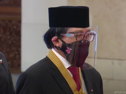 Komisaris Transmedia Ishadi Dapat Bintang Jasa Utama dari Jokowi