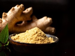 6 Obat Batuk Kering Herbal Ini Bisa Redakan Gejala Deltacron