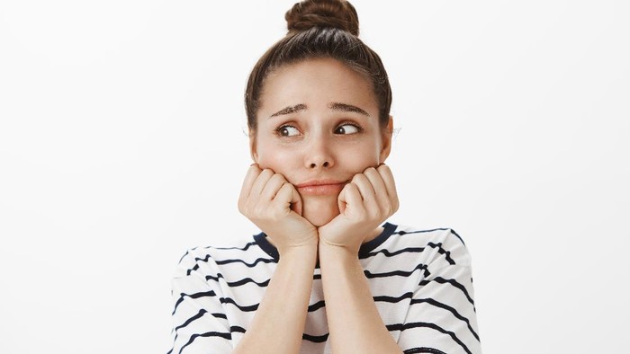 5 Zodiak dengan Rasa Insecure yang Tinggi, Duh... Ada Zodiak Kamu?